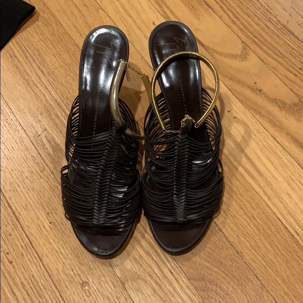 Guisepppe zanotti design